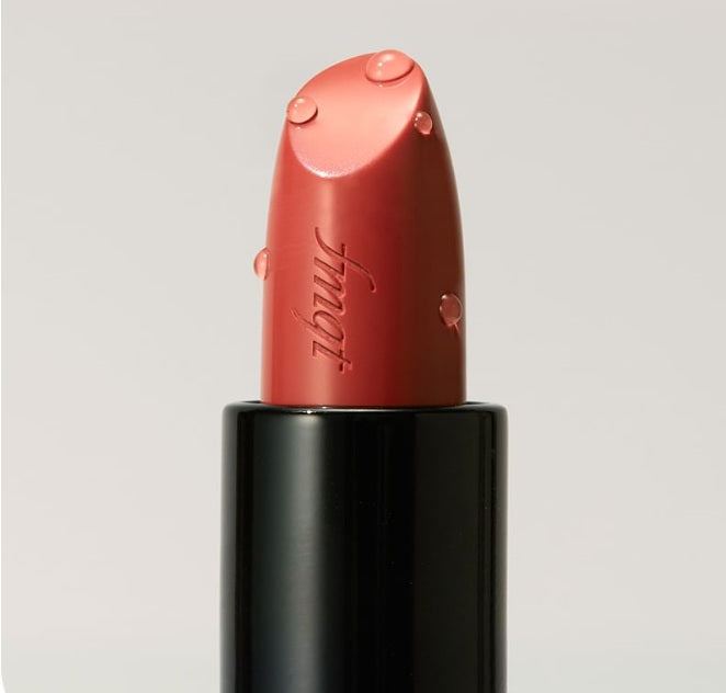 Lápiz labial coreano sedoso hidratante y duradero en barra de color elegante